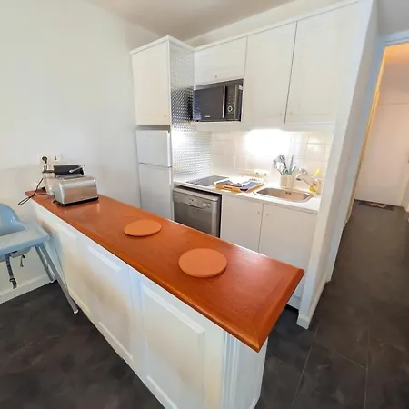Apartman Rez-de-chaussee, Parking Gratuit, Piscine Chauffee Deauville